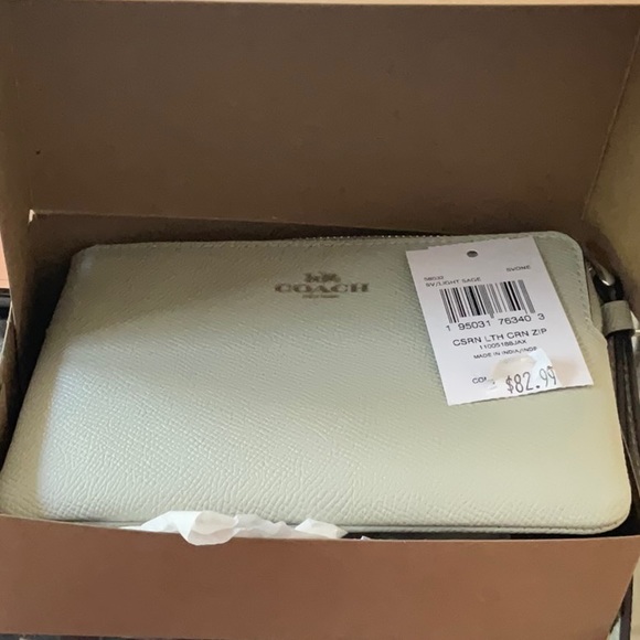 Coach Sage Green Leather Wristlet - Picture 4 of 7